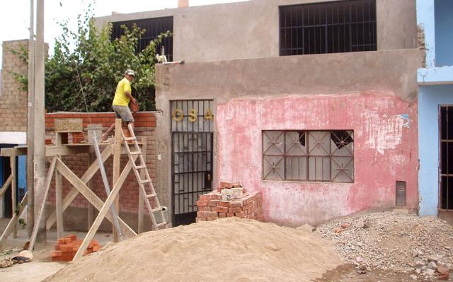 OSA House under construction in Collique, Peru